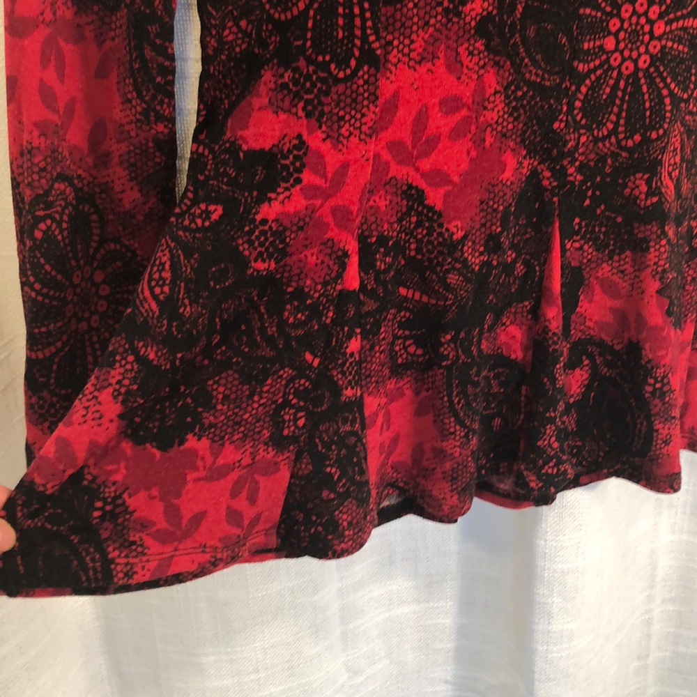 Pleated top - Picture 3 of 8